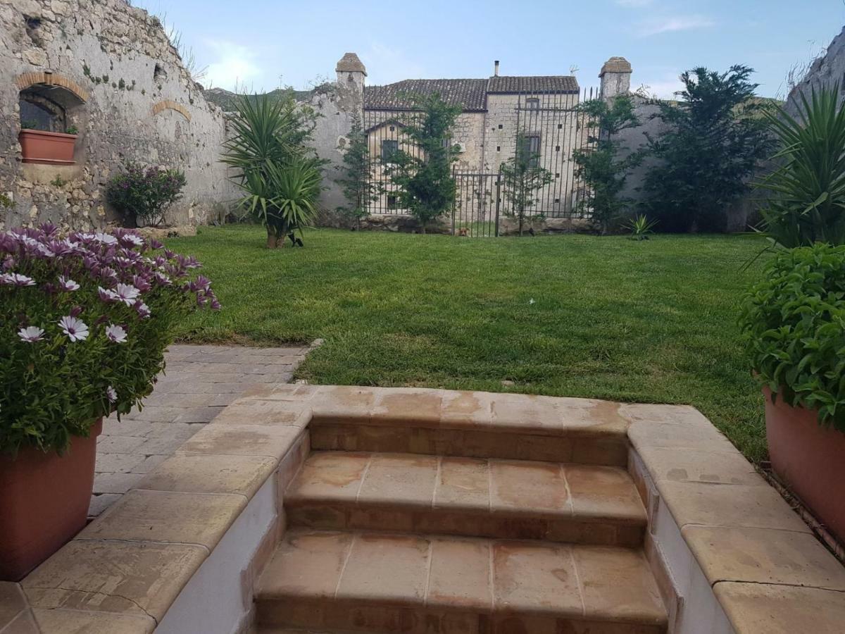 Contrada Gibbesi Villa Gibbesi Vecchio Exterior photo